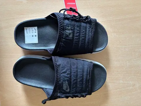 1 оригінальна пара Nike Asuna Slide, розмір 38, нові