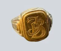 Signetring i sølv 800 med initialer "JB", str. 67, 7,06 g