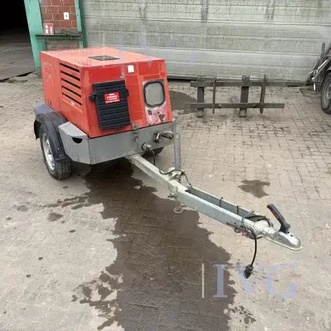 Radni stroj kompresor KAESER M20