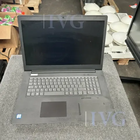 लैपटॉप LENOVO 81 RG