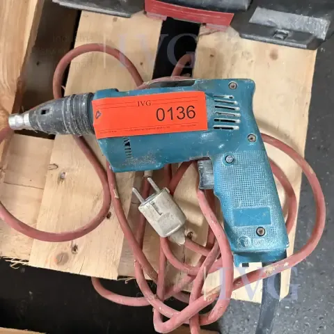 Gipspladeskruemaskine MAKITA