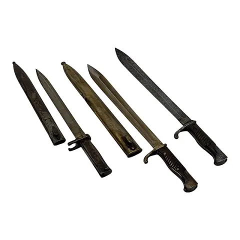ثلاث حربات: النمسا-المجر M 1895، 98/05 ماوزر 1916، شوبرت & سالزر كيمنتس