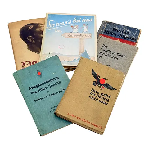 Six livres Hitler-Jugend et service du travail, recueils de chants, manuel, livre de Noël, 1934 à 1939