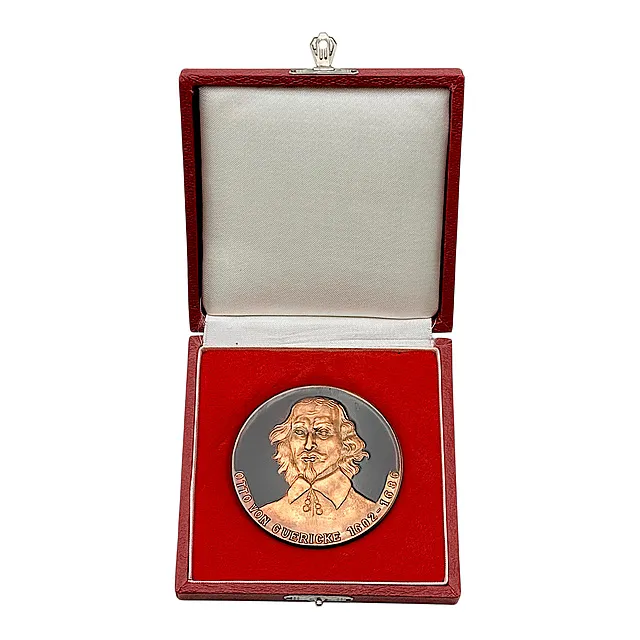 Medalje Technische Universität «Otto von Guericke» Magdeburg, Magdeburger halvkuler, bronse
