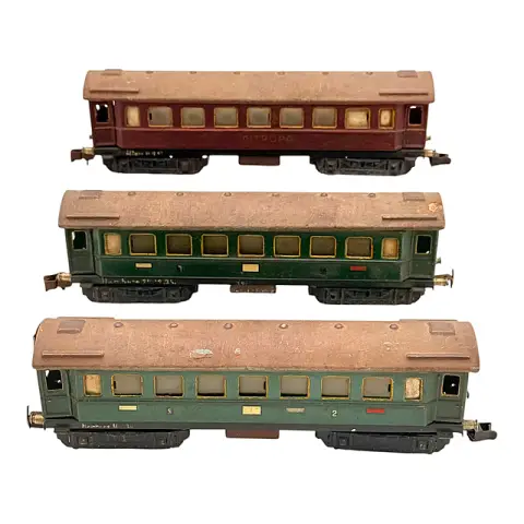 Märklin H0 deux voitures voyageurs 341 et voiture-lits MITROPA 343, probablement années 1950