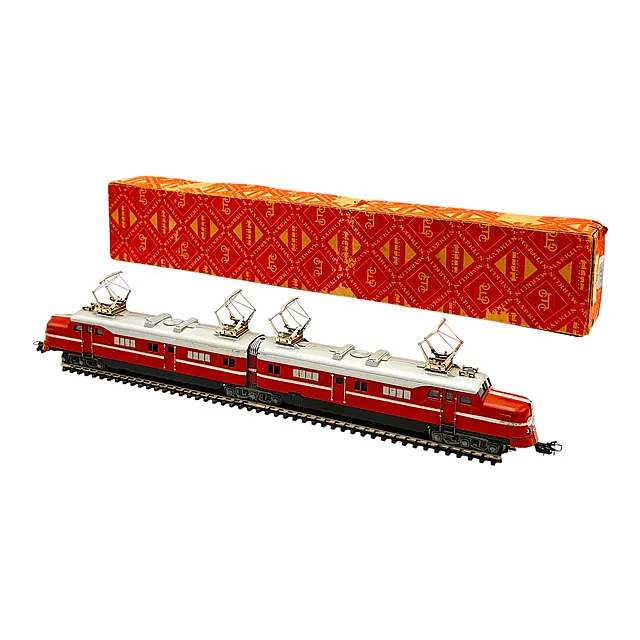 Märklin DL 800 automotrice doppia H0 rossa con tetto color argento, pressofusione di zinco, anni 1950