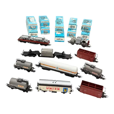 Märklin voie H0 lot de dix wagons de marchandises wagon surbaissé wagon porte-conteneurs wagon-citerne 4617 4634, emballage d'origine