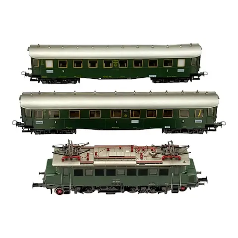Märklin échelle H0, locomotive électrique série 104 verte avec deux voitures express, 3049