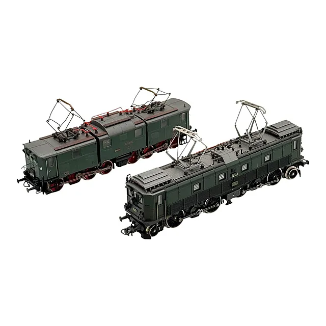Roco SBB Be 4/6 12323 et RÖWA E 91 05, deux locomotives électriques, échelle H0