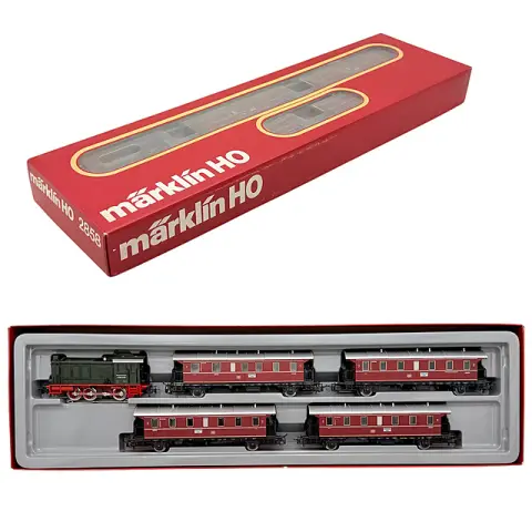 Märklin H0 coffret train de voyageurs 2858 avec locomotive diesel V36 et voitures, emballage d'origine