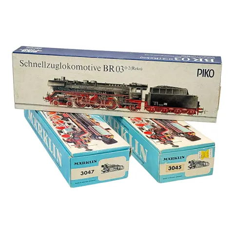 Märklin et PIKO voie H0, trois locomotives à vapeur rapides 3045 3047 série 03 Reko, emballage d'origine