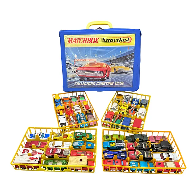 Lot de 46 voitures miniatures Matchbox et 2 remorques dans la valise de collection d'origine