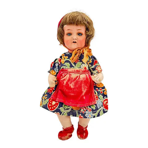 Heubach Köppelsdorf petite fille de caractère 320, tête en porcelaine biscuit, vers 1920