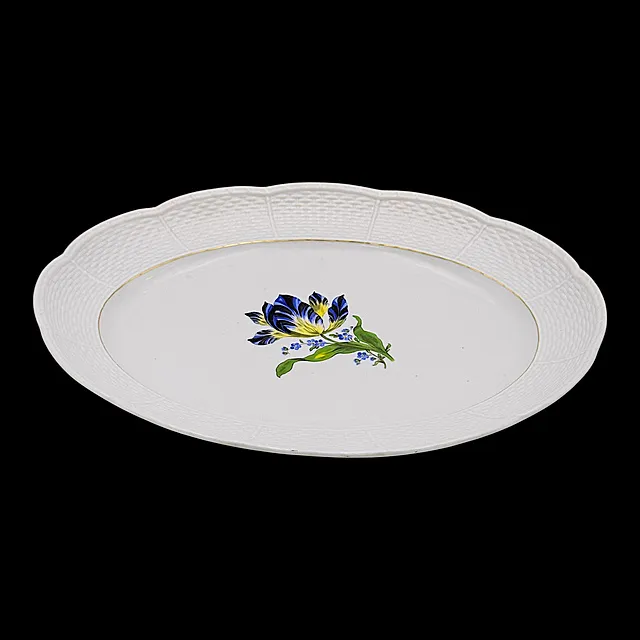 Piatto ovale grande Meissen, forma Neuosier, decoro Fiore 2, marchio spade con punto, circa 1930