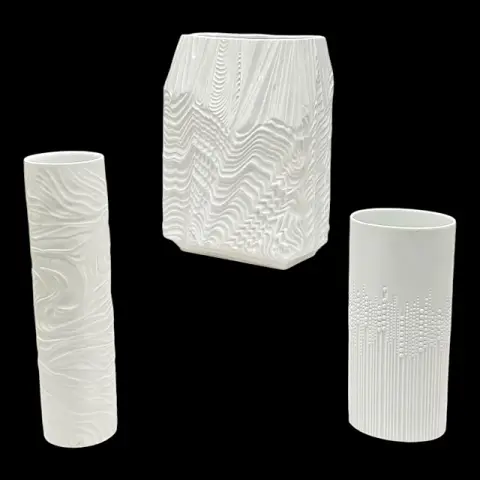 Tre vasi Rosenthal Studio-Linie, porcellana in rilievo bianco opaco, Wirkkala e Freyer