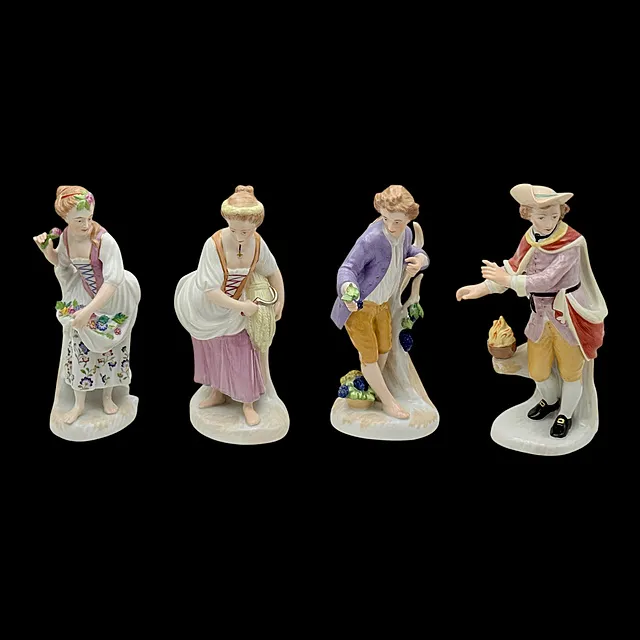 Fürstenberg figurenreeks De vier seizoenen, vier polychrome porseleinen figuren, 20e eeuw
