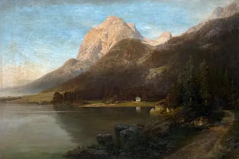 Hermann Krüger, Alpenlandschap aan de Hintersee met kapel in avondlicht, Düsseldorfse school