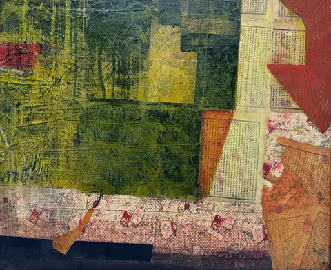 Wei Ye, Composition, abstraction avec caractères chinois en tons olive, ocre et rouge, 1981