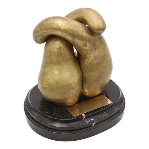 Carlos Arboleda, sculpture en bronze « Umarmung » sur socle en marbre, « Gran Premio Amistad », Panama 1983