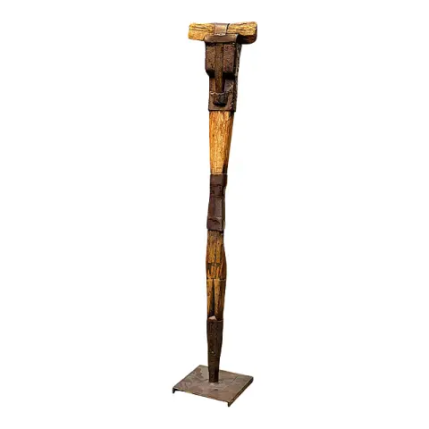 Gerda Bier, stèle, haute sculpture en fer et bois, 1987