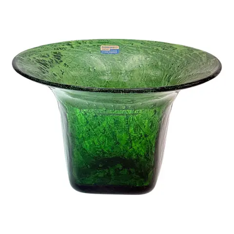 Coupe en verre Björkshult, design Hans-Christian Wagner, verre vert avec inclusions d'air
