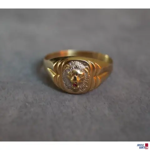 Anello con testa di leone