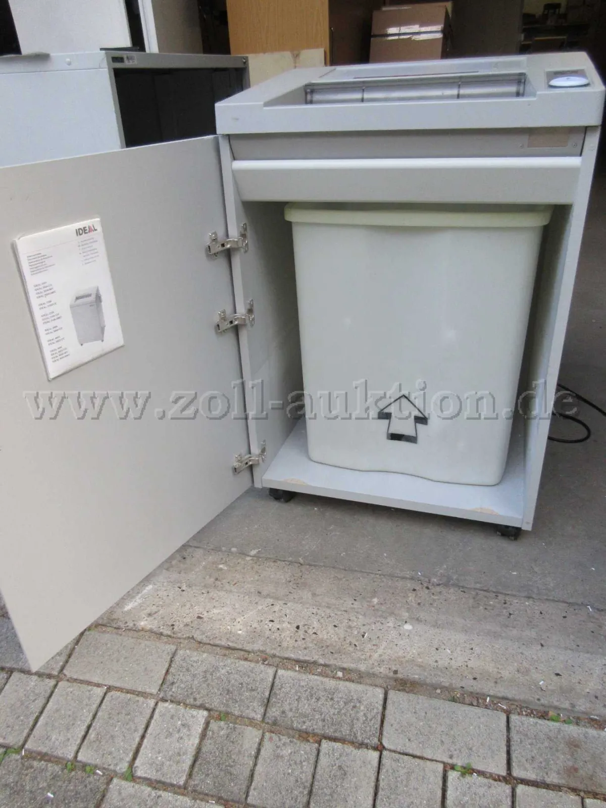 1 distruggidocumenti IDEAL 4002