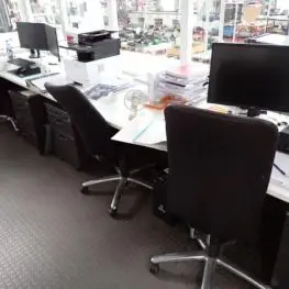 Équipement de bureau