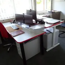 Équipement de bureau