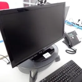Moniteur 24" Fabr.: Terra