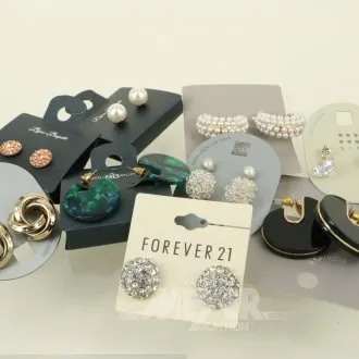 Konvolut Modeschmuck im schwarzen Schmuckkoffer