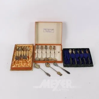 3 Sets Mokkalöffel mit versch. Dekor