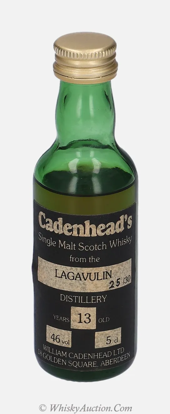 Lagavulin Chess Set 13 वर्ष – Wm. Cadenhead