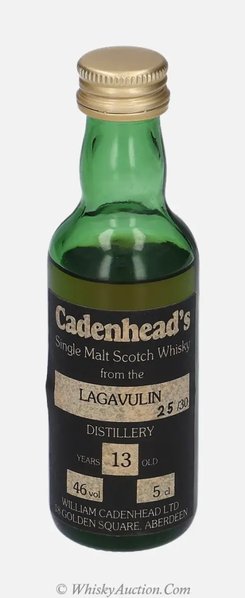 Lagavulin Chess Set 13 år – Wm. Cadenhead