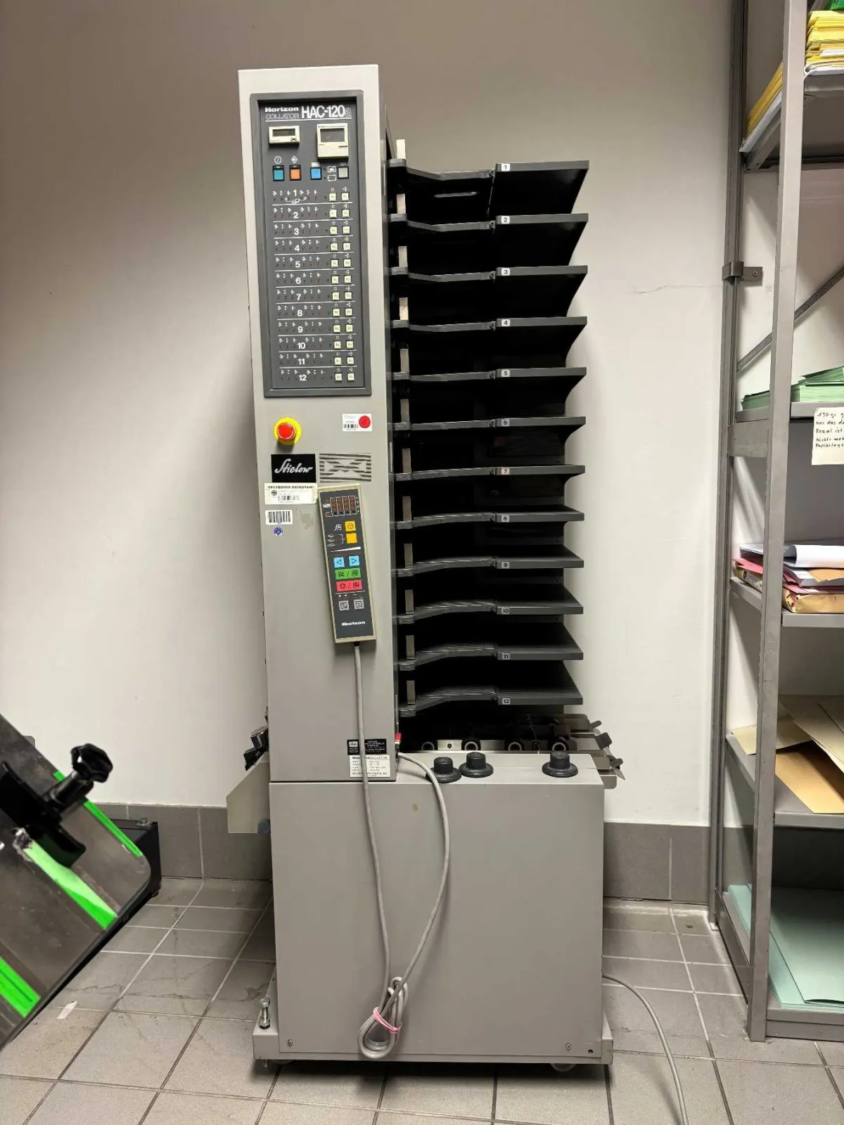 1 台 Horizon HAC-120A Collator 配页机