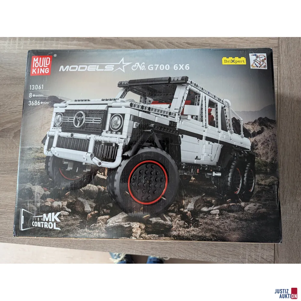 Mercedes Benz 6 x 6 - modelo
