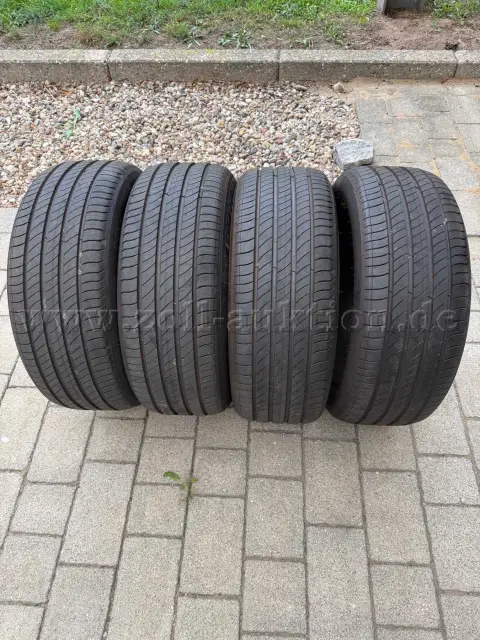 4 条夏季轮胎 Michelin，225/50 R19 100V e PRIMACY，不含轮辋
