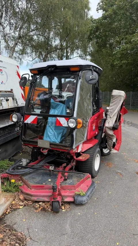 1 suurialaleikkuri Toro Groundsmaster 4010-D – neliveto