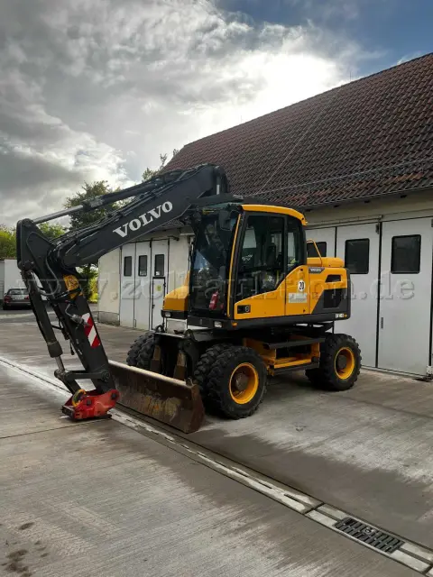 1 Volvo EW140D kotrógép
