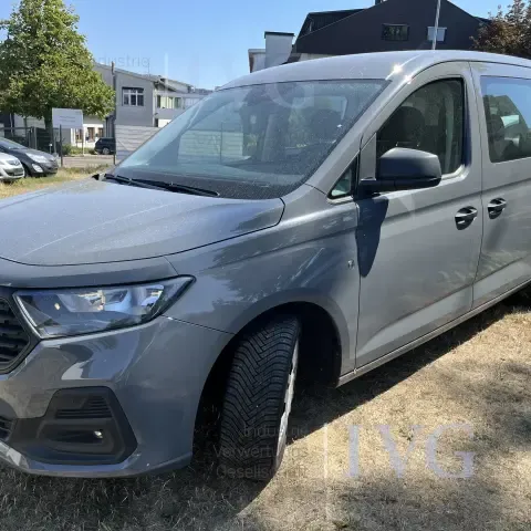 Többcélú jármű FORD Tourneo Connect 2.0 TDCi