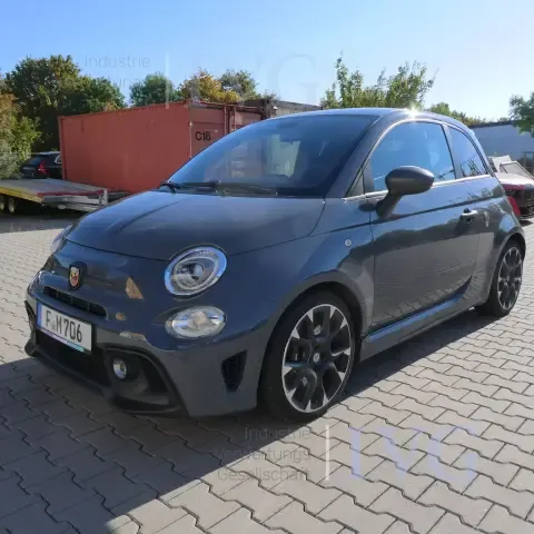 FIAT Abarth 500 595 competizione ferde hátú személyautó