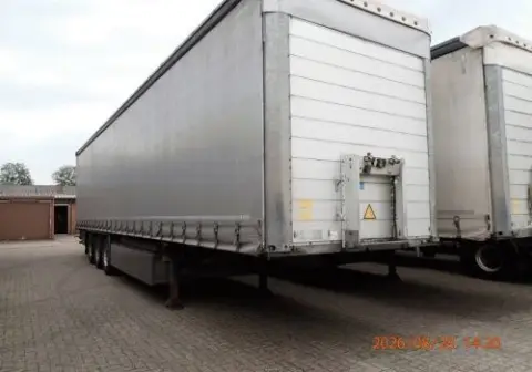 1 treakslet semitrailer, Tautliner, Schmitz Cargobull, type SCS24-L, registreringsnummer: WTM-WY 83, førstegangsregistrering: 26.02.2018, EU-kontroll til 03/27, till. totalvekt: 39…