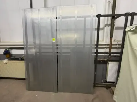 Partij geperforeerde panelen