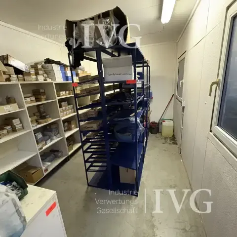 Gennemgående stålreol FÖRCH