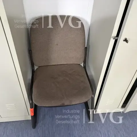 Sandalyeler