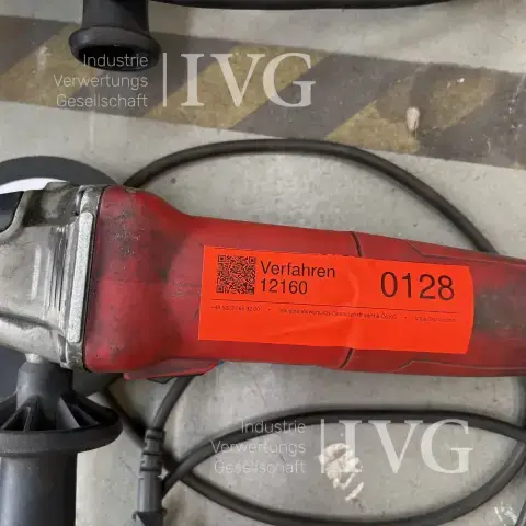 Кутова шліфмашина MILWAUKEE AG 1000-125