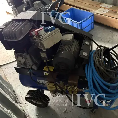 Compressore a pistoni METABO Mega 700 D