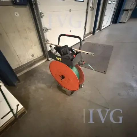 Plastic strapping cart