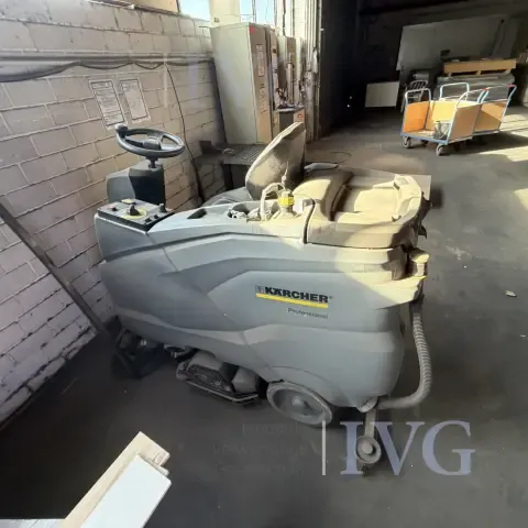 KÄRCHER Professional B150R 驾驶式扫地机
