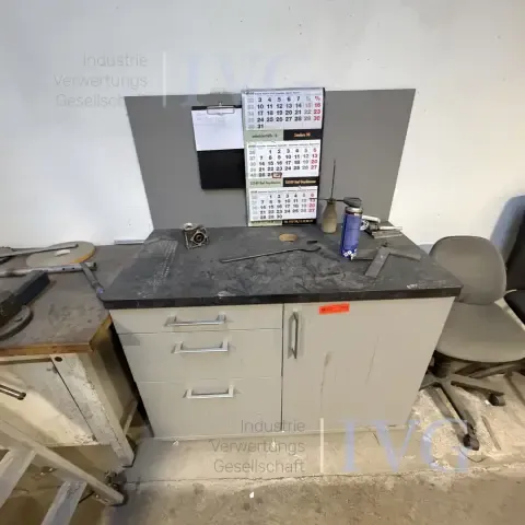 工作台（灰色）